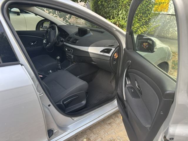 Renault Megane 1,5 dCi, fotografija 9