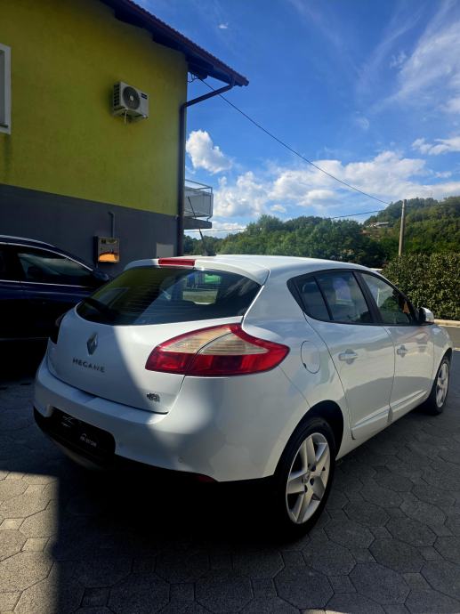 Renault Megane 1,5 dCi, fotografija 4