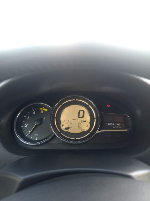 Renault Megane 1,5 dCi, fotografija 10