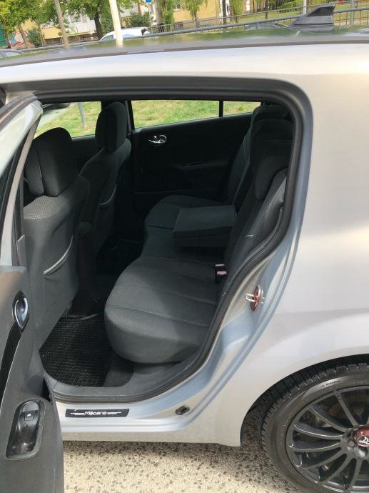 Renault Megane 1,5 dCi SPORT GT BRANICI FULL OPREMA NAVI KO NOV JEDIN, fotografija 14
