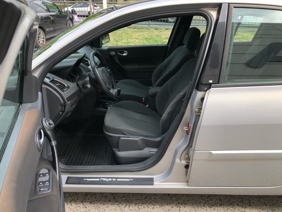 Renault Megane 1,5 dCi SPORT GT BRANICI FULL OPREMA NAVI KO NOV JEDIN, fotografija 12