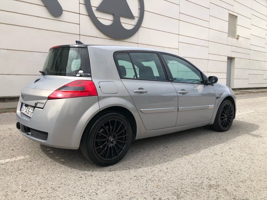 Renault Megane 1,5 dCi SPORT GT BRANICI FULL OPREMA NAVI KO NOV JEDIN, fotografija 4