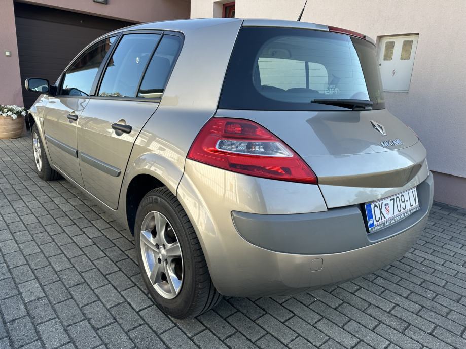 Renault Megane 1,5 dCi, fotografija 4