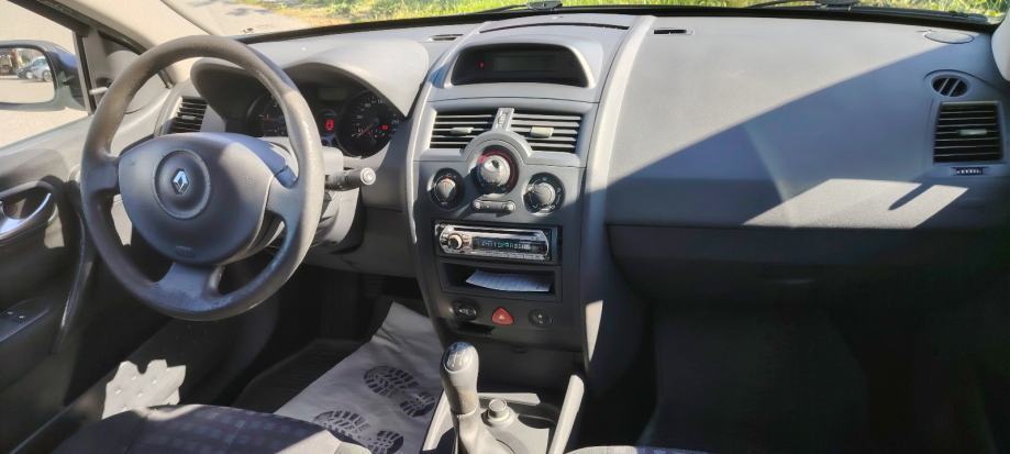 Renault Megane 1,5 dCi, fotografija 10