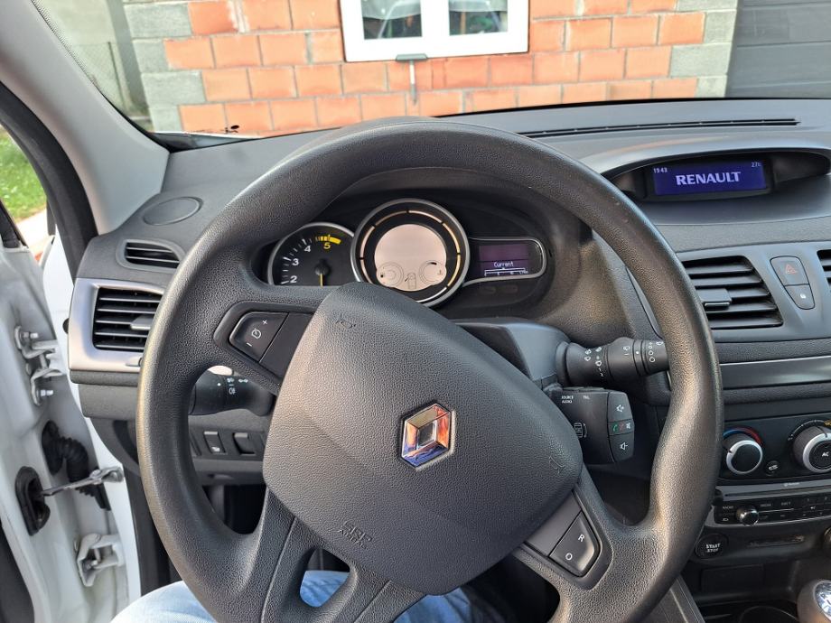 Renault Megane 1,5 dCi, fotografija 9