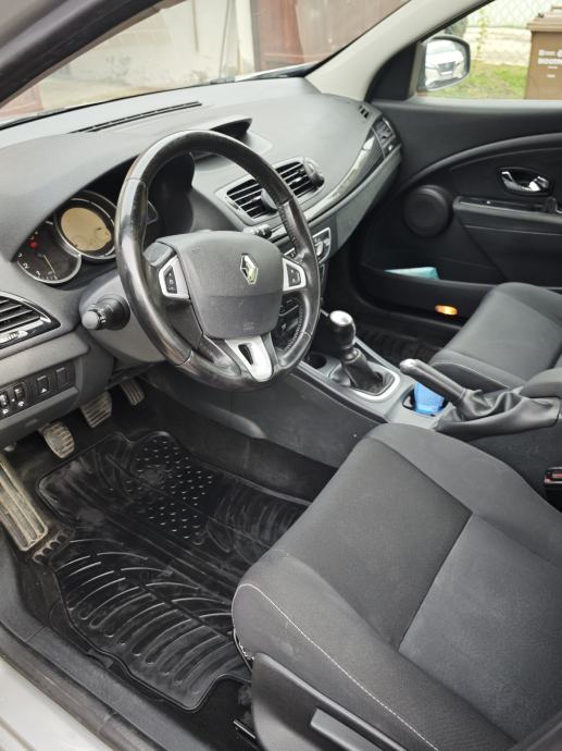 Renault Megane 1,5 dCi, fotografija 13