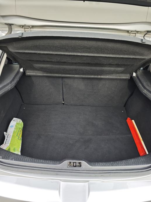 Renault Megane 1,5 dCi, fotografija 18