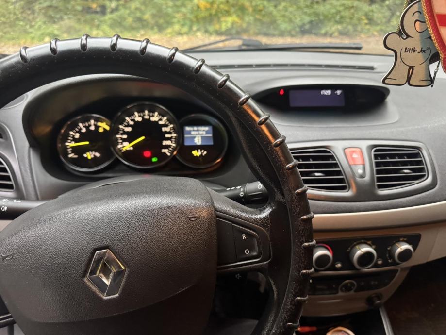 Renault Megane 1.5 dCi, fotografija 5