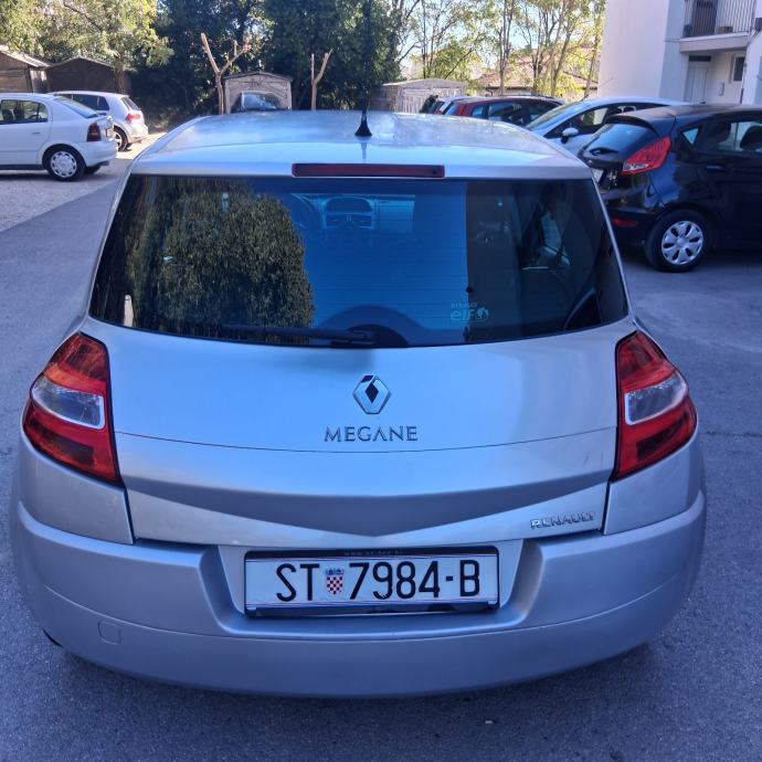 Renault Megane 1,6 16V - 191.000km - REGISTRIRAN - 7/2027god, fotografija 3
