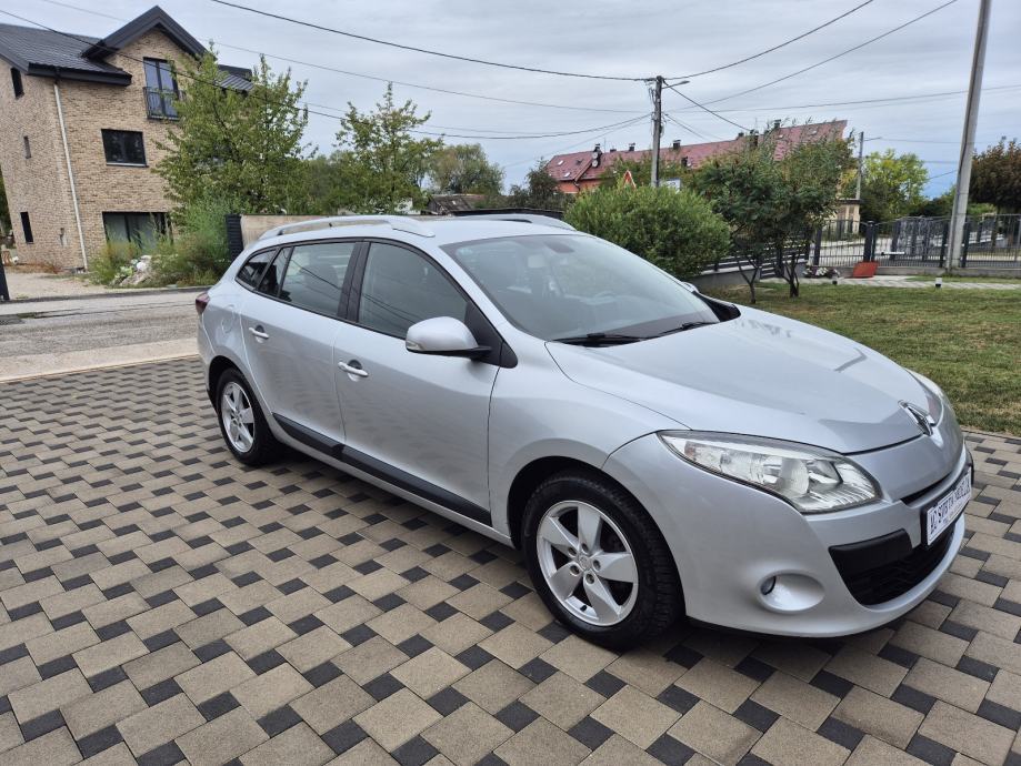 Renault Megane 1.6 16V 2011g Reg:07/27 185 TKm 100% SERVISNA, pogled izvana - slika 5
