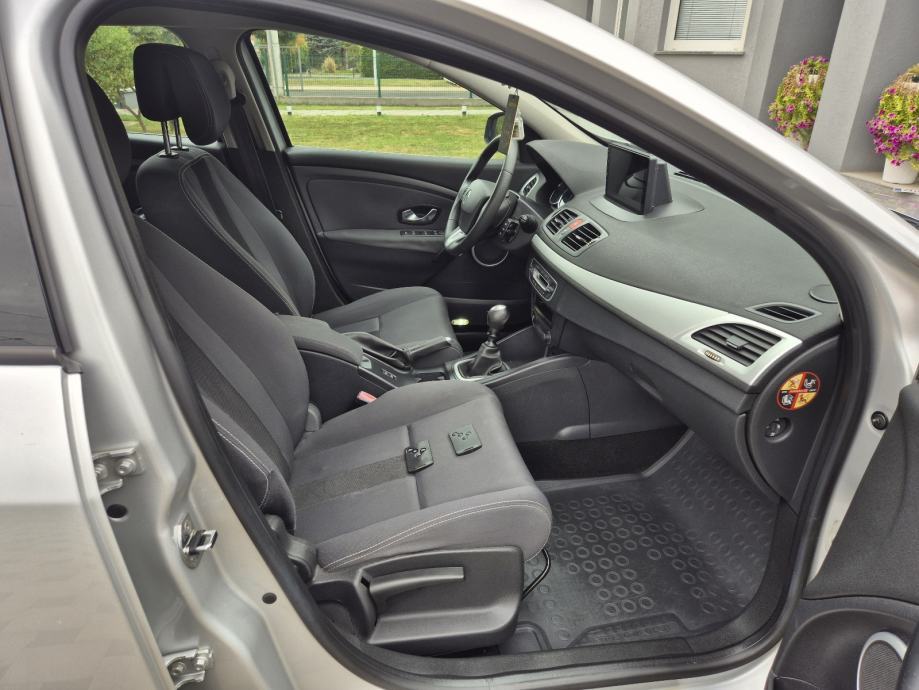 Renault Megane 1.6 16V 2011g Reg:07/27 185 TKm 100% SERVISNA, fotografija 8