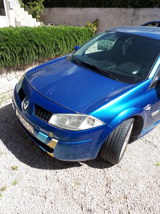 2004 Renault Megane 1 9 Dci Specs