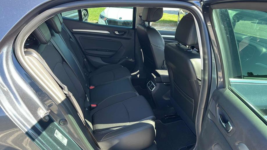 RENAULT MEGANE 2023 • PREMIUM jamstvo • AutoZubak Rabljena, fotografija 10