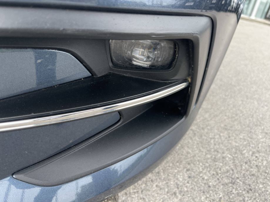 RENAULT MEGANE 2023 • PREMIUM jamstvo • AutoZubak Rabljena, fotografija 14