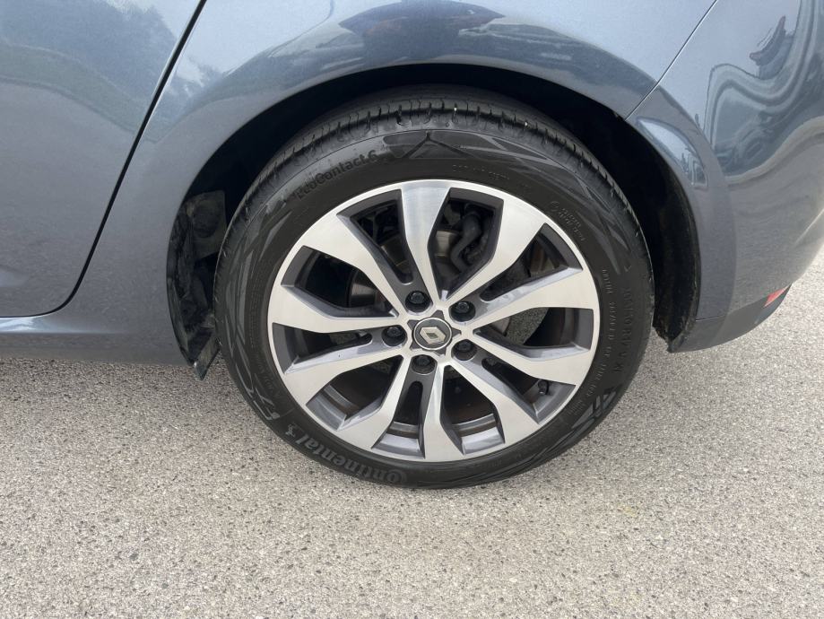 RENAULT MEGANE 2023 • PREMIUM jamstvo • AutoZubak Rabljena, fotografija 18