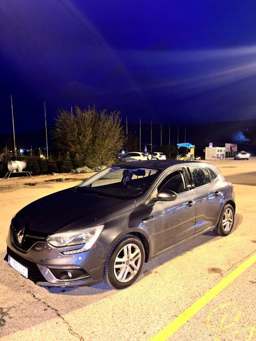 Modèle Réduit Voiture Renault Mégane Berline 1:43 - Eligor, Modèle Solide, 5 Étoiles Euro NCAP