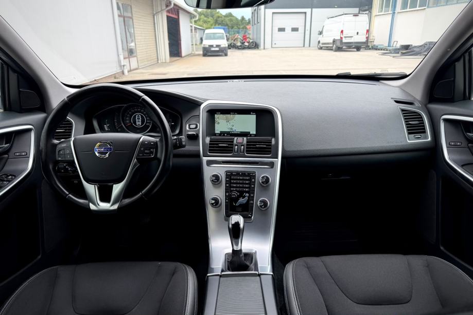 Volvo XC60 2.0 D3 Momentum 2WD 2016g SAMO 128000KM, GR SJEDALA⭐⭐⭐⭐⭐, fotografija 12