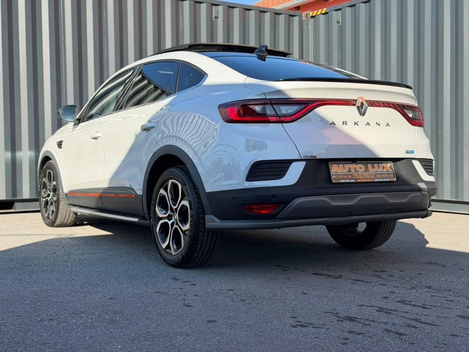Renault Megane Conquest 1.6 automat •2022g•Pano•Kamera•LeasingBezUčešć, pogled izvana - slika 4