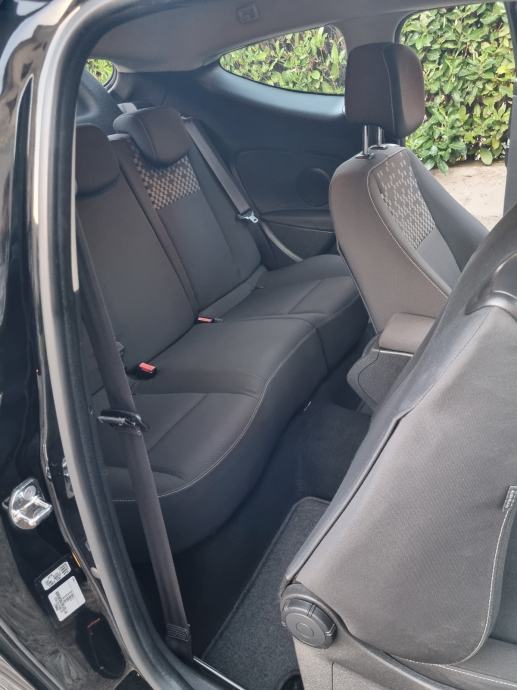 Renault Megane Coupe 1,5 dCi GT, fotografija 18