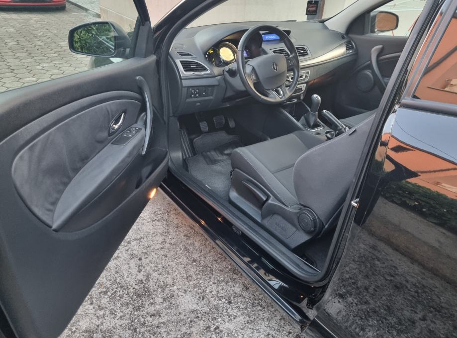 Renault Megane Coupe 1,5 dCi GT, fotografija 12