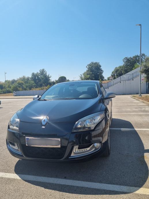 Renault Megane Coupe 1,5 dCi GT, fotografija 3