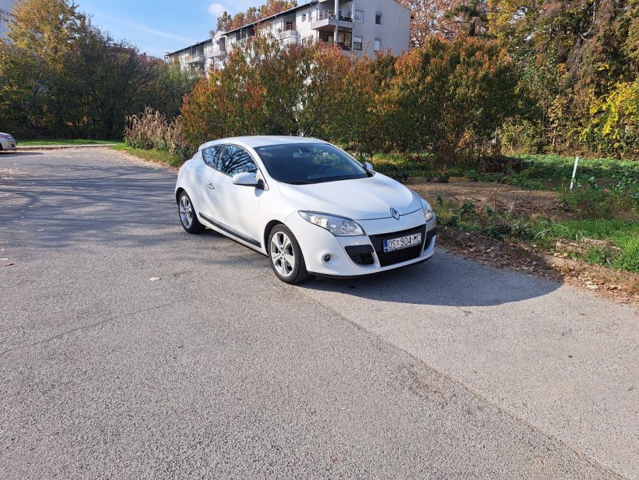 Renault Megane Coupe 1,5 dCi, fotografija 4