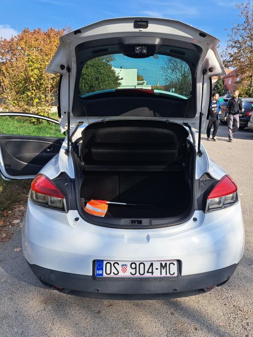 Renault Megane Coupe 1,5 dCi, fotografija 8