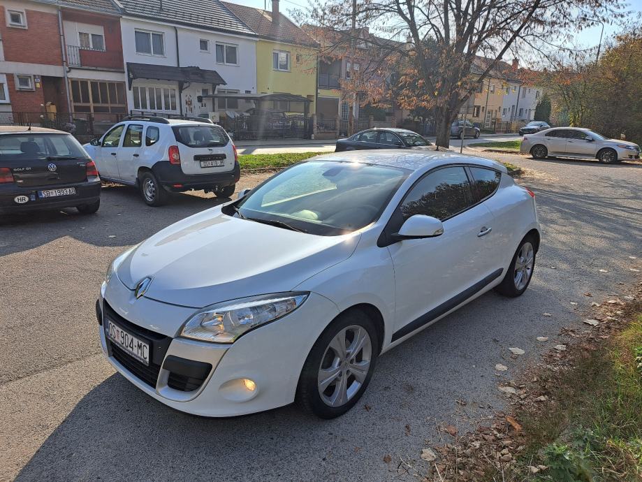 Renault Megane Coupe 1,5 dCi, fotografija 11