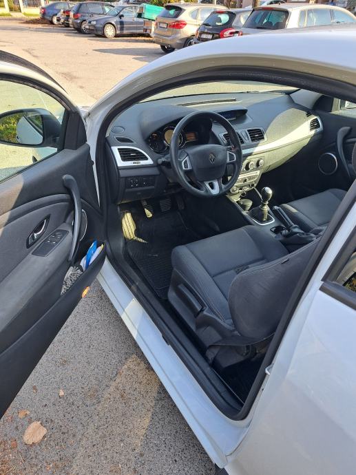 Renault Megane Coupe 1,5 dCi, fotografija 7