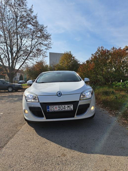 Renault Megane Coupe 1,5 dCi, fotografija 15