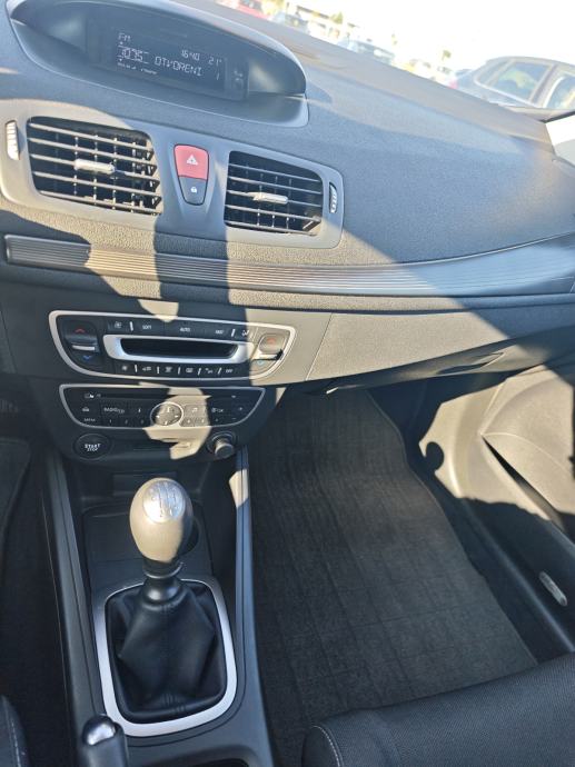 Renault Megane Coupe 1,5 dCi, fotografija 11