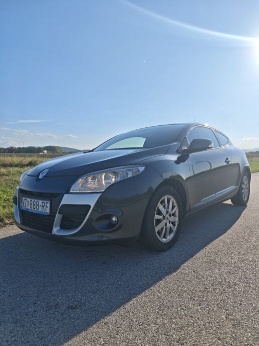 Renault Megane Coupe 1,5 dCi, fotografija 2