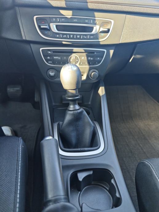 Renault Megane Coupe 1,5 dCi, fotografija 12