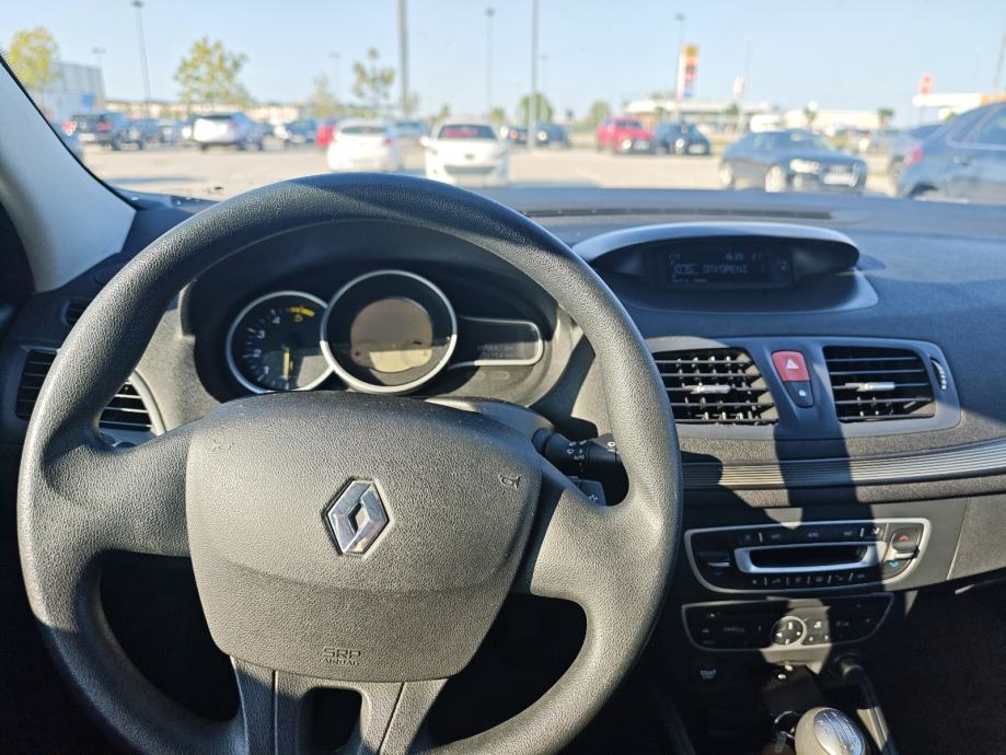 Renault Megane Coupe 1,5 dCi, fotografija 13