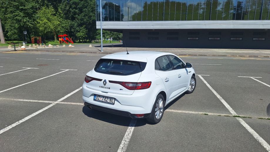 Renault Megane Intense dCi 130 2017g-VELIKI SERVIS!!!, fotografija 15