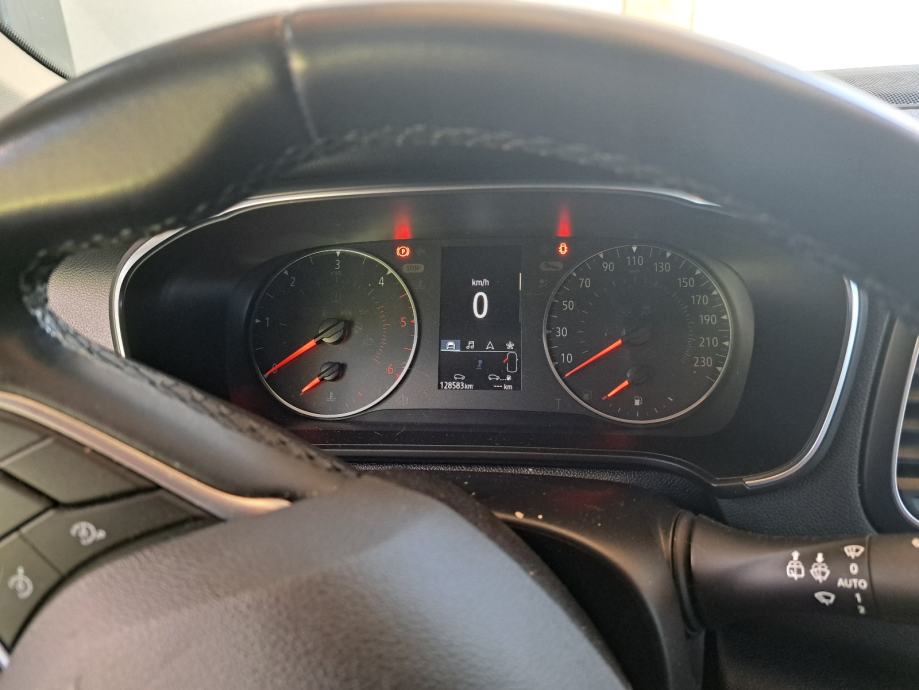 Renault Megane dCi, fotografija 12