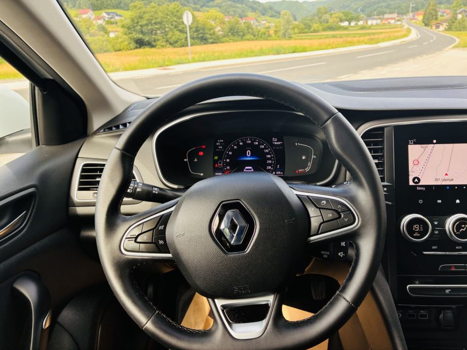Renault Megane 1.5 dCi • 90.000 km • 2023 godina, fotografija 11