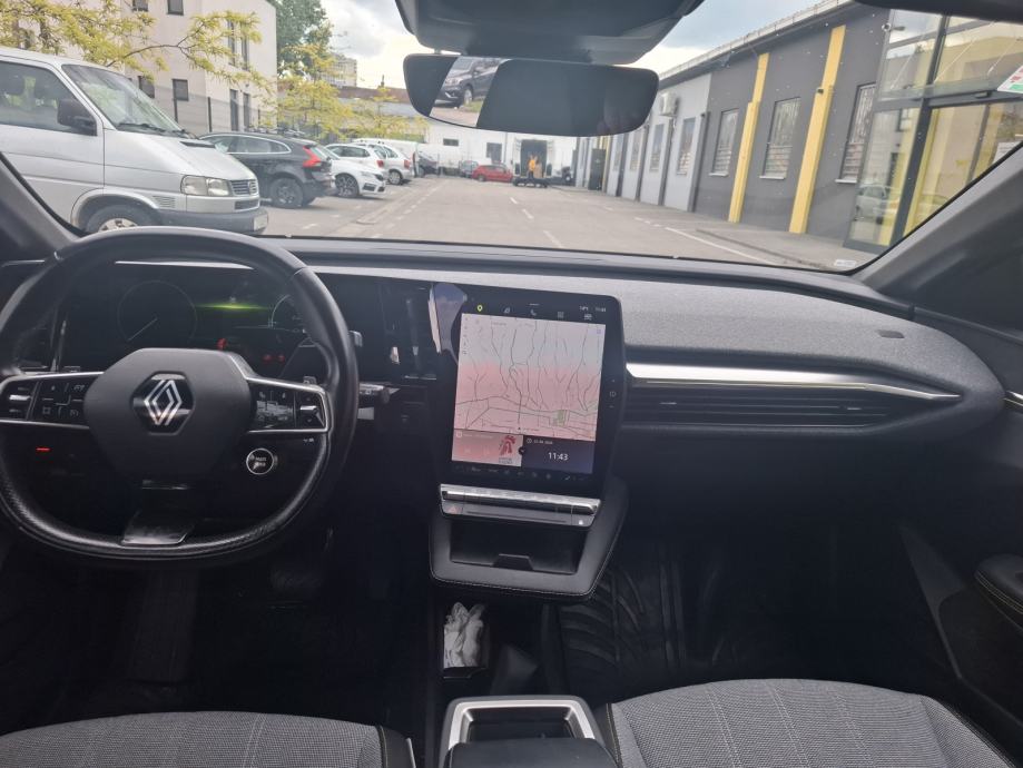 Renault Megane E-Tech EV60 Techno Optimal charge i Toplinska pumpa, fotografija 8