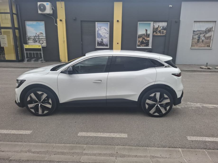 Renault Megane E-Tech EV60 Techno Optimal charge i Toplinska pumpa, pogled izvana - slika 4