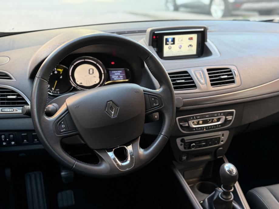 Renault Megane Grandtour 1,2 TCe / HR AUTO / TOP STANJE / PDC / ALU 16, fotografija 14