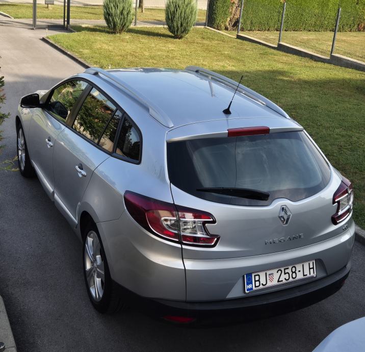 RENAULT MEGANE GRANDTOUR 1.5 DCI 110KS, REG 1G, ODRŽAVAN I SERVISIRAN, fotografija 10