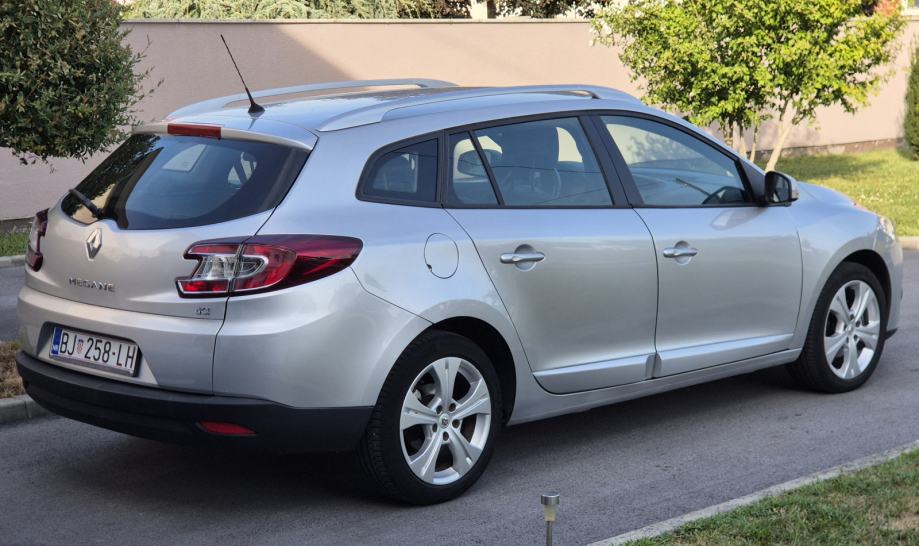 RENAULT MEGANE GRANDTOUR 1.5 DCI 110KS, REG 1G, ODRŽAVAN I SERVISIRAN, fotografija 13