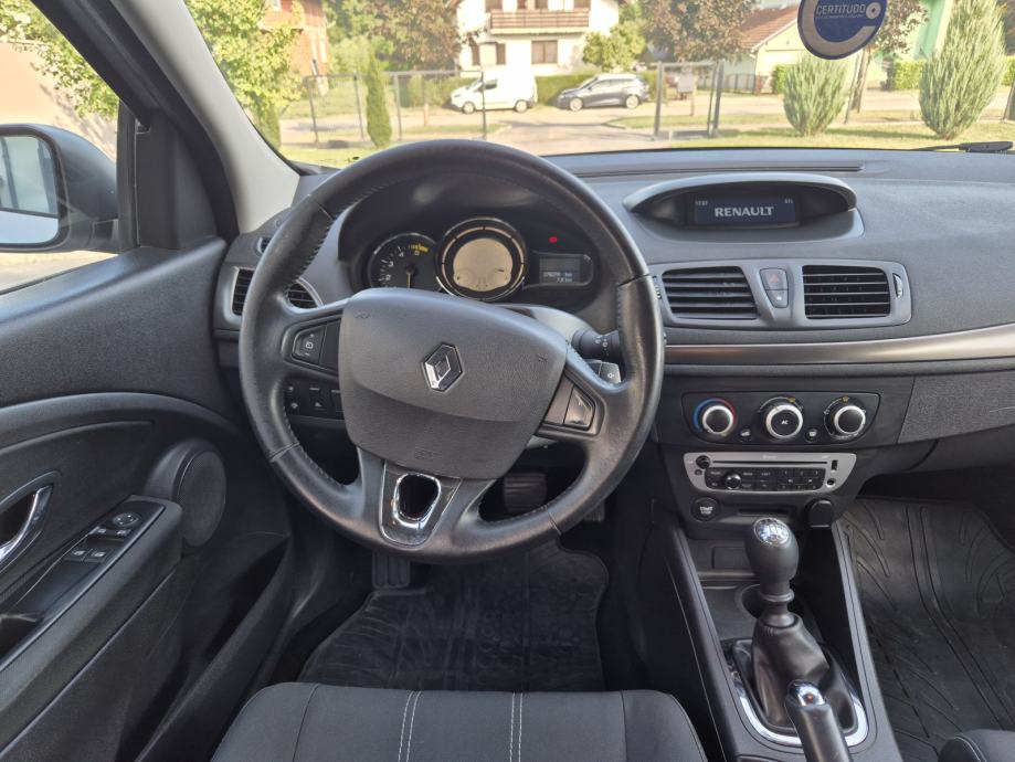 RENAULT MEGANE GRANDTOUR 1.5 DCI 110KS, REG 1G, ODRŽAVAN I SERVISIRAN, fotografija 8
