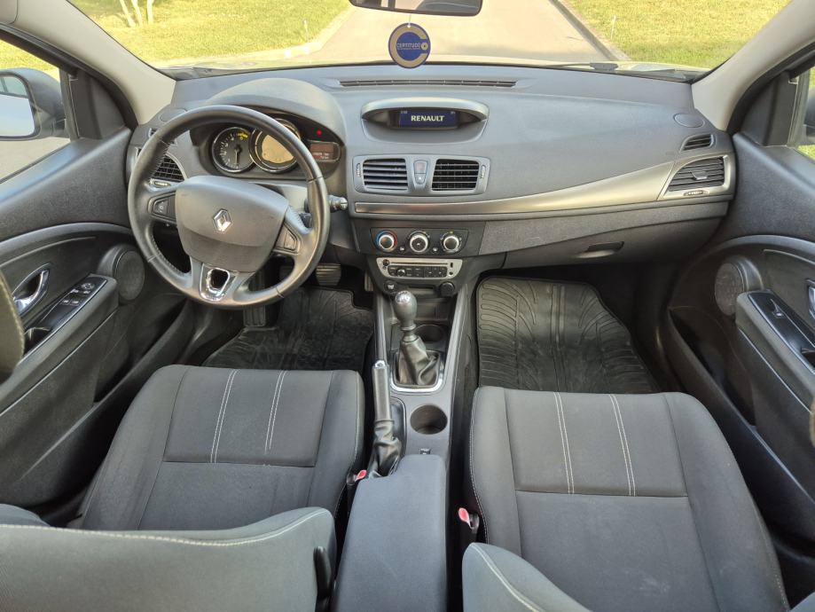 RENAULT MEGANE GRANDTOUR 1.5 DCI 110KS, REG 1G, ODRŽAVAN I SERVISIRAN, fotografija 9