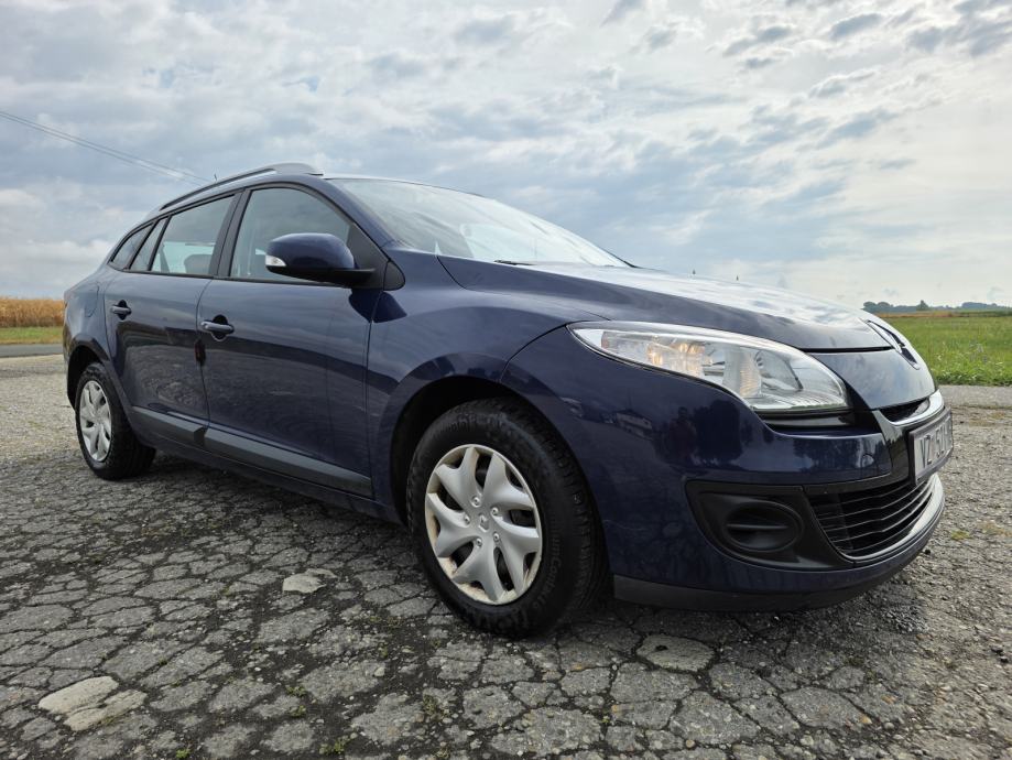 Renault Megane Grandtour 1.5 dCi (do 36 rata; reg. godinu dana), fotografija 2