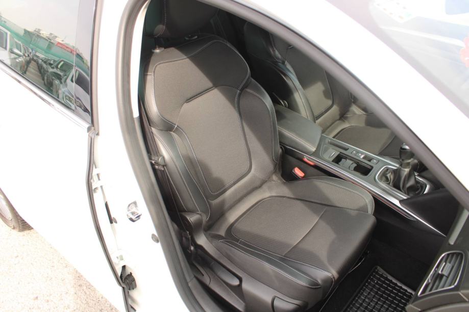 Renault Megane Grandtour 1.5 dCi Intens *LED, NAVIGACIJA*, fotografija 13