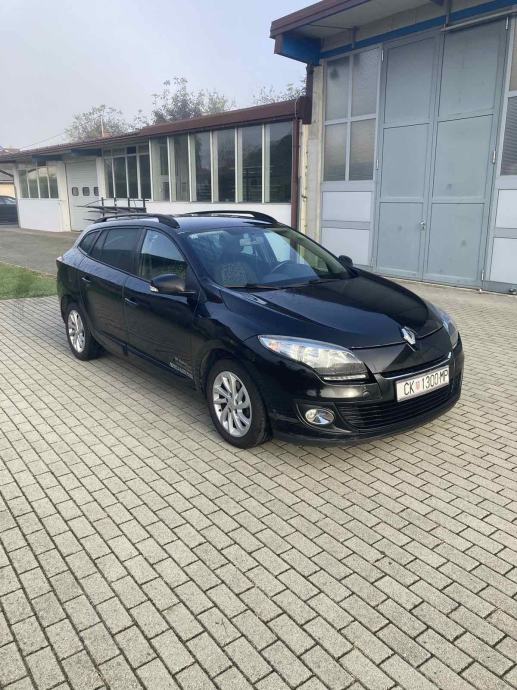 Renault Megane Grandtour 1 5 DCi 2013 God renault-megane-3-grandtour-1-5dci-2012-god