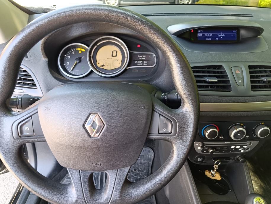 Renault Megane Grandtour 1,5 dCi, fotografija 6
