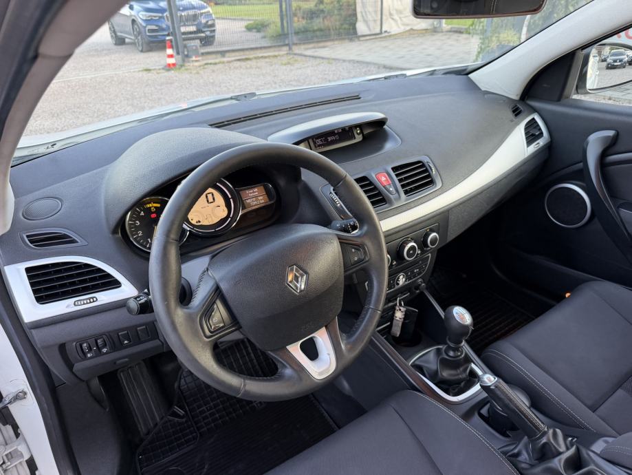 Renault Megane Grandtour 1,5 dCi - REG. GODINU DANA- GARANCIJA, fotografija 11