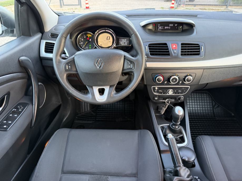 Renault Megane Grandtour 1,5 dCi - REG. GODINU DANA- GARANCIJA, fotografija 20